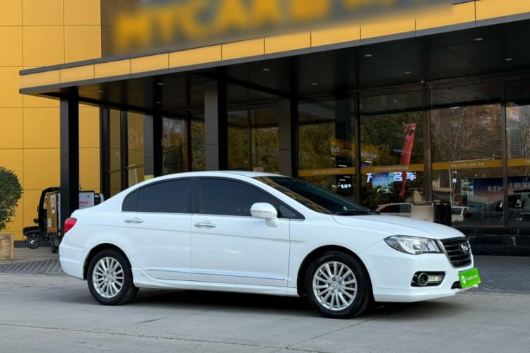 Used Great Wall C50 2014 Upgraded Model 1.5T Manual Fashion Edition Exterior 9