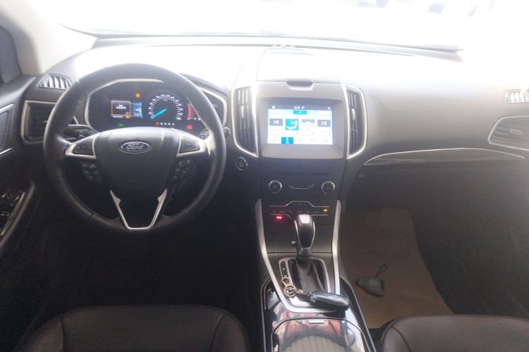 Used Ford Edge 2016 EcoBoost 245 Two-Wheel-Drive Titanium 7-Seater