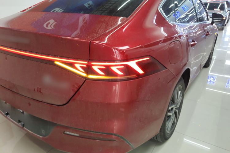 Used BYD Qin PLUS 2021 EV 400KM Luxury Model