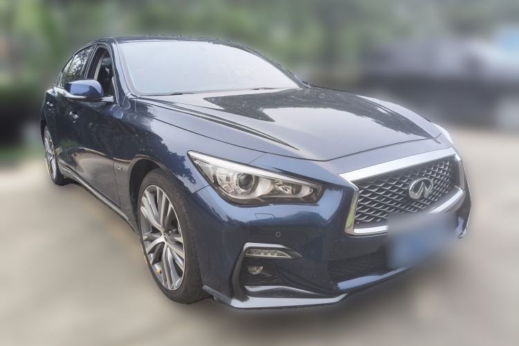 Used Infiniti Q50L 2019 2.0T 30th Anniversary Limited Edition Front Right 45 Deg