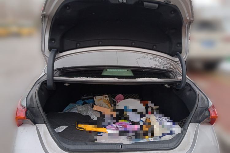 Used Toyota Avalon 2019 Dual-Engine 2.5L Luxury Edition China VI Standard
