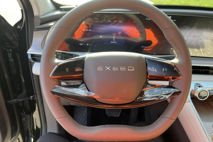 Used EXEED Stellar C-DM 2025 Beyond Edition Pro
