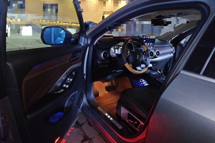 Used Wey VV6 2018 2.0T Four-Wheel Drive Flagship Version China V Standard Driver Seat