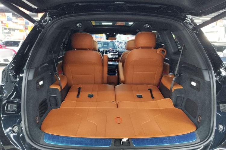 Used Hima AITO M7 2024 1.5T Intelligent Driving 4WD Ultra Version 6 Seats Trunk