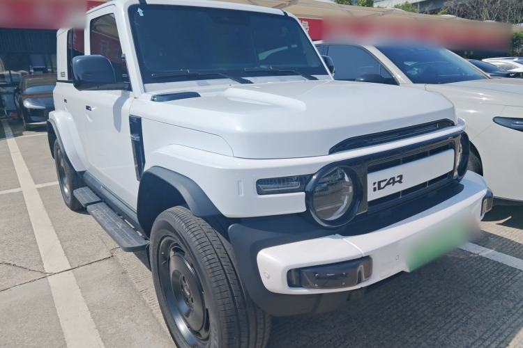 Used iCAR V23 2026 Model 550 Two-Wheel Drive Super Sports Edition Front Right 45 Deg