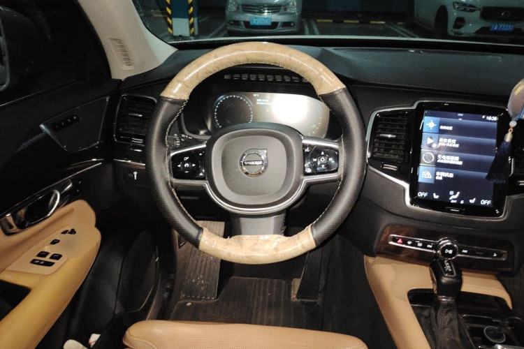 Used Volvo XC90 2015 T6 Luxury Edition 5-seater
