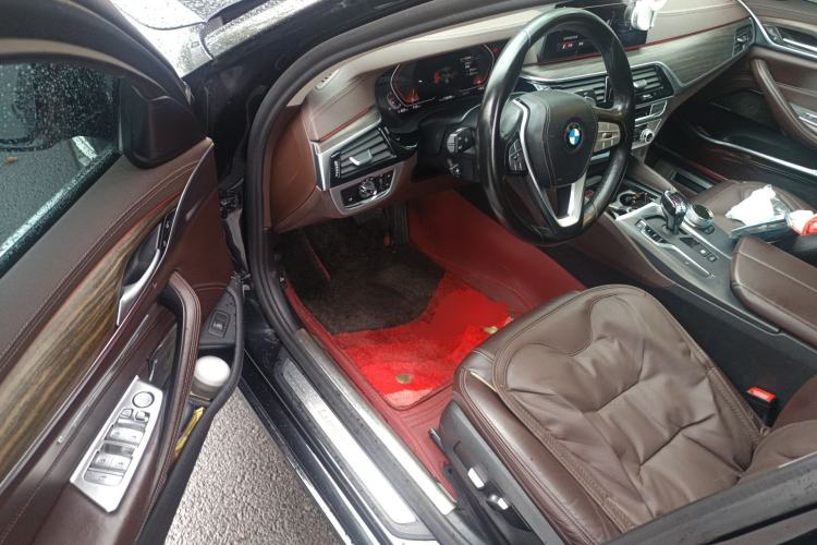 Used BMW 5 Series 2020 530Li Leading Edition Luxury Package Driver Seat