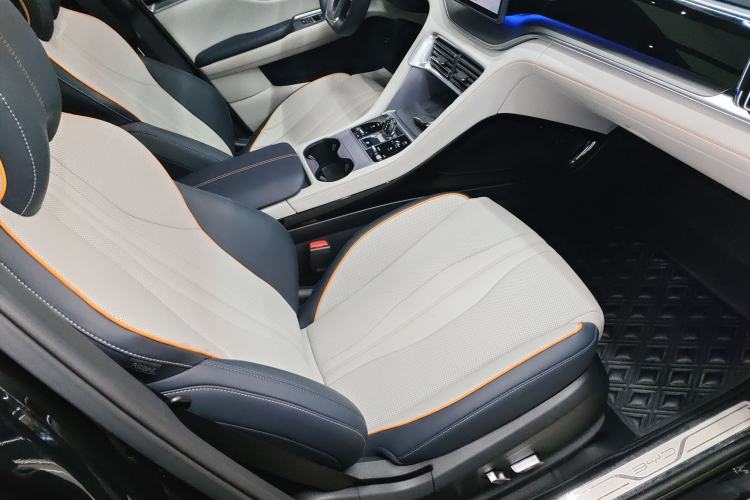 Used BYD Song PLUS New Energy 2023 Champion Edition DM-i 150KM Flagship PLUS Right Front Seat