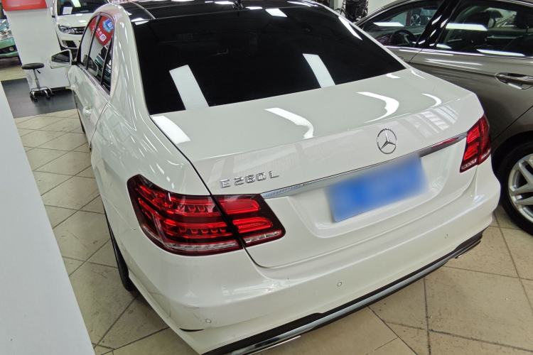 Used Mercedes-Benz E-Class 2015 E 260 L Sport & Fashion Model