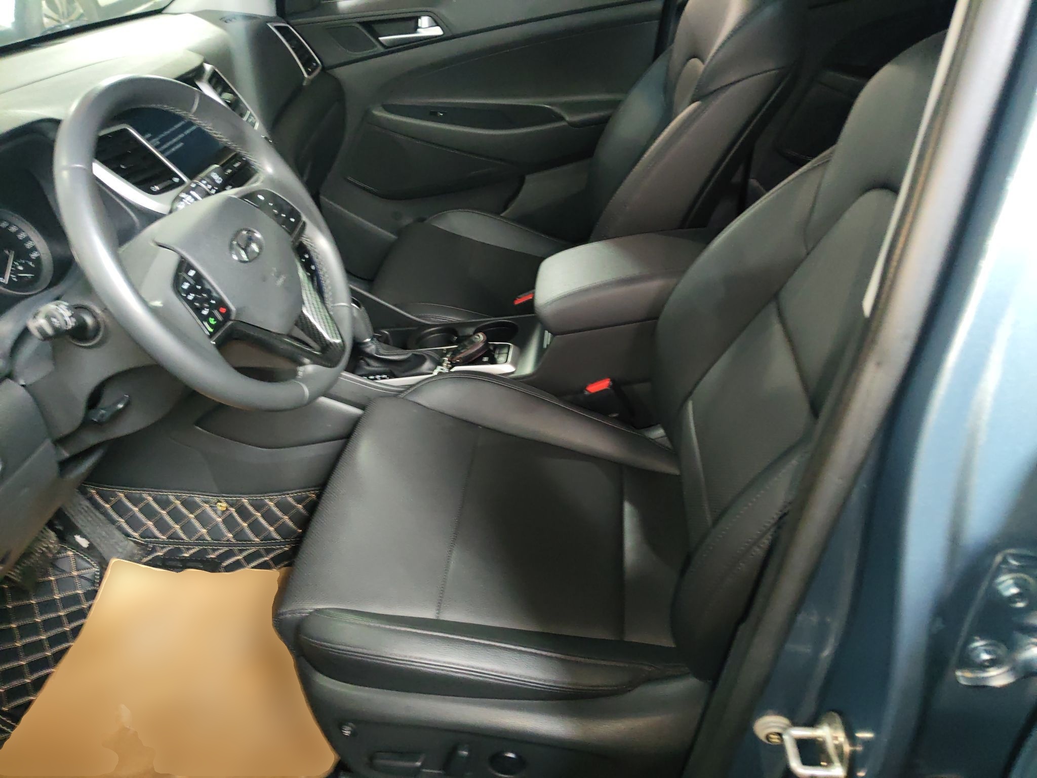 Interior delantero