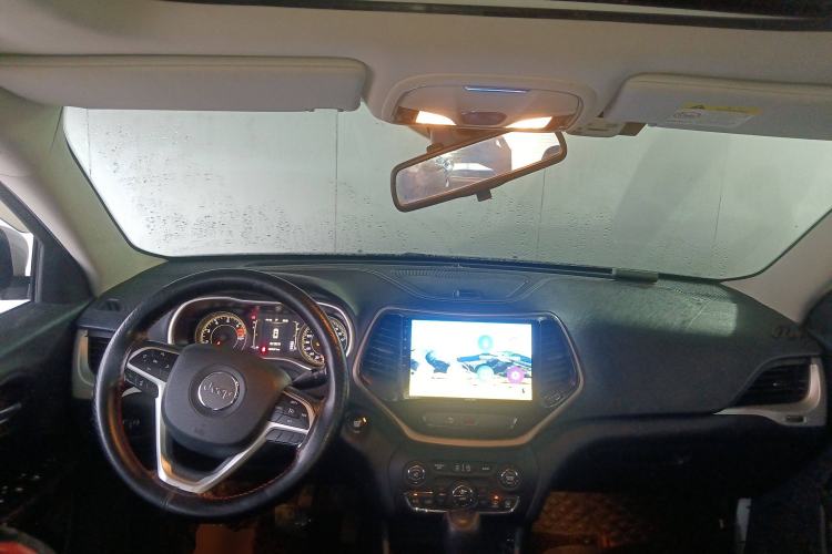 Used Jeep Cherokee 2017 2.4L Leading Edition