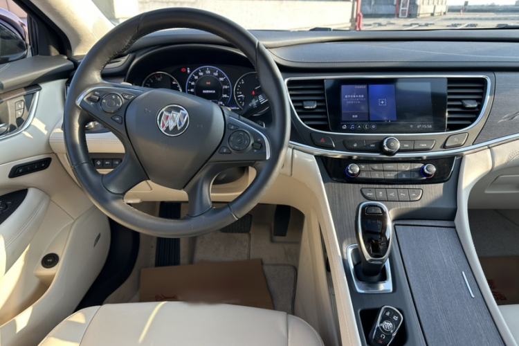 Used Buick LaCrosse 2022 Avenir Flagship Model