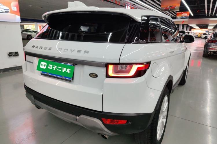 Used Land Rover Range Evoque 2018 240 PS SE Smart Brilliance Edition Rear Right 45 Deg