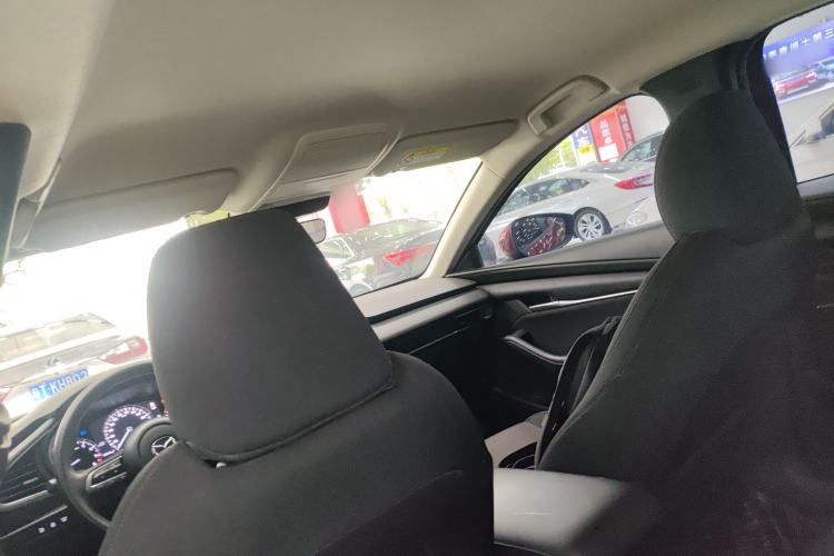 Used Mazda Mazda 3 Axela 2023 2.0L Automatic Zhiqing Edition
