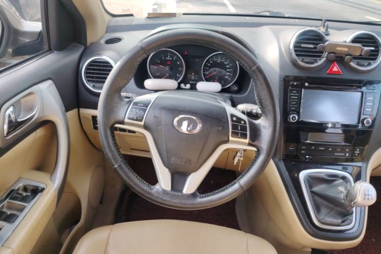 Used Haval H6 2011 2.0L Manual Two-Wheel Drive Elite Version