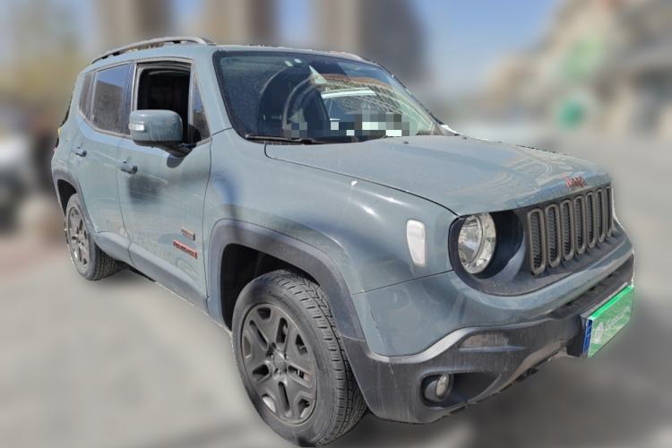 Used Jeep Renegade 2016 2.0L Automatic Four-Wheel Drive 75th Anniversary Tribute Edition Front Right 45 Deg