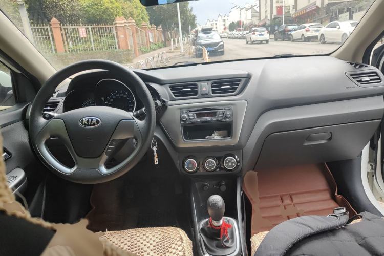 Used Kia K2 2015 Sedan 1.4L MT GLS