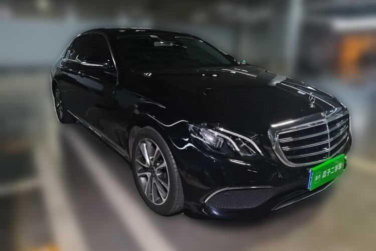 Used Mercedes-Benz E-Class 2016 E 300 L Stylish Model
