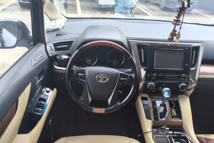 Used Toyota Alphard 2018 3.5L Prestige Edition Steering Wheel