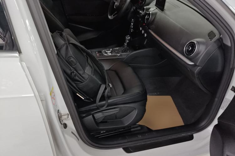 Used Audi A3 2020 Restyled Sportback 35 TFSI Entry-Level China VI Emission Standard