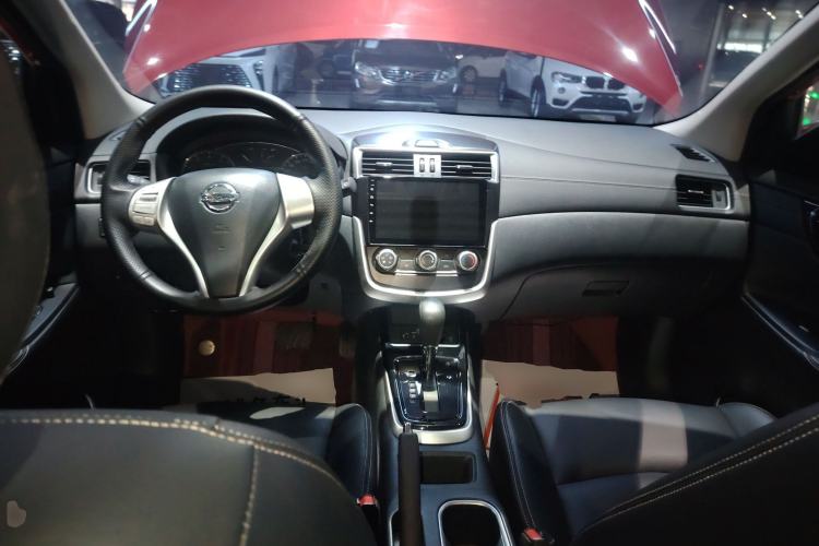 Used Nissan Tiida 2021 1.6L CVT Cool Edition
