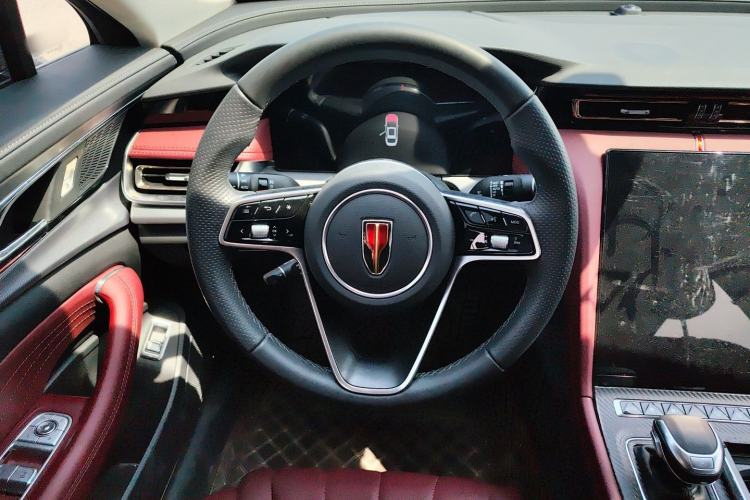 Used Hongqi H5 2024 2.0T Automatic Smart Connect Flagship Edition Steering Wheel