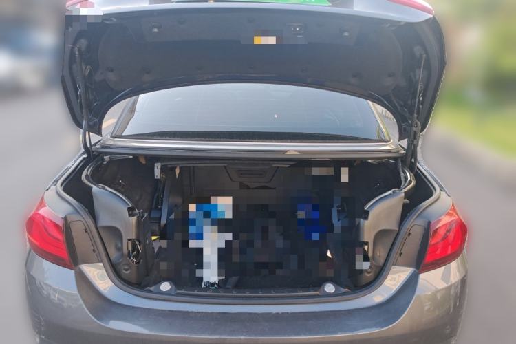 Used BMW 4 Series 2017 425i Convertible M Sport Package Trunk