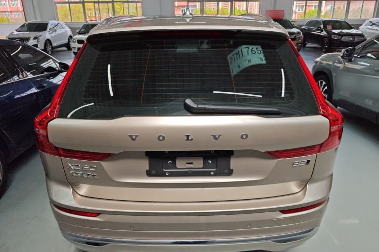 Used Volvo XC60 2023 B5 4x4 Smart Luxury Edition
