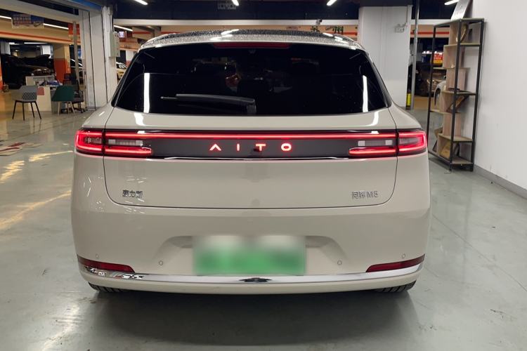 Used Hima AITO M5 2025 Extended-Range Ultra All-Wheel-Drive Version Rear