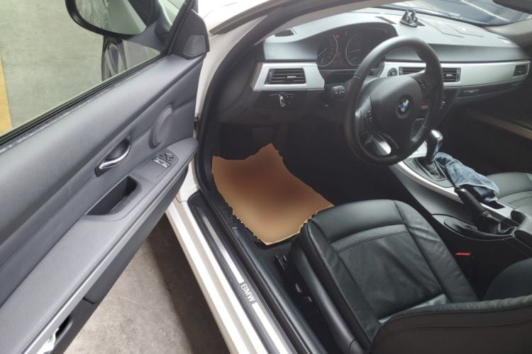 Used BMW 3 Series 2011 320i Coupe Driver Seat