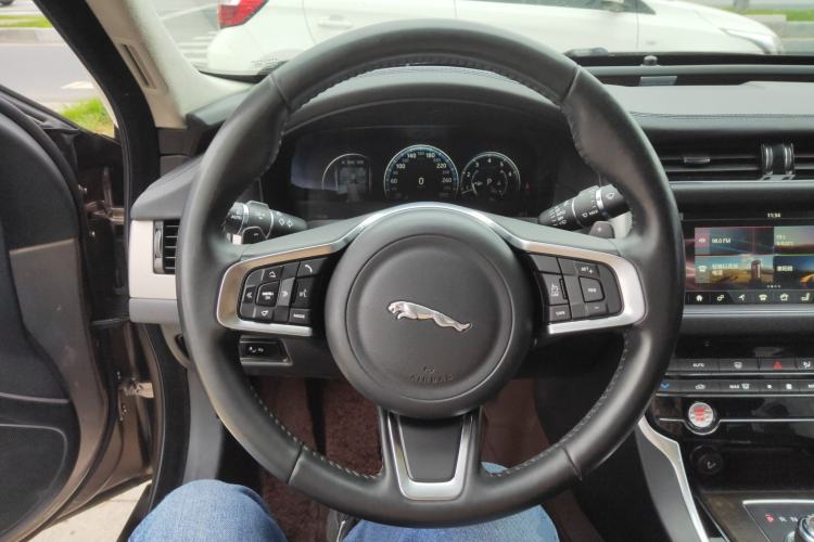 Used Jaguar XFL 2018 XFL 2.0T 250 PS Luxury Edition