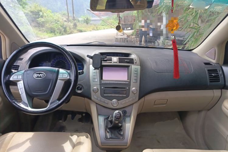 Used BYD S6 2011 2.0L Manual Luxury Version