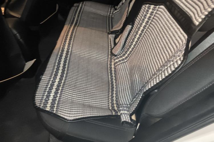 Used Hyundai Elantra (5th Generation / Langdong) 2016 1.6L Automatic Smart Version
