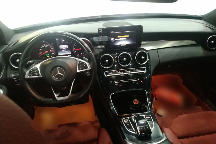 Used Mercedes-Benz C-Class 2017 C 200 Sport Edition Center Console