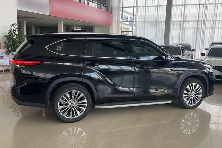 Used Toyota Highlander 2024 2.5L Smart Electric Hybrid Dual-Motor Two-Wheel Drive Luxury Version 7 Seats
