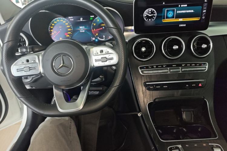 Used Mercedes-Benz C-Class 2020 Restyled C 200 L Fashion Edition Sport Version Center Console