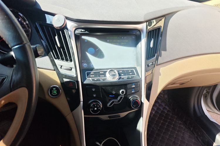 Used Hyundai Sonata 2015 Classic 2.0L Automatic Leading Edition