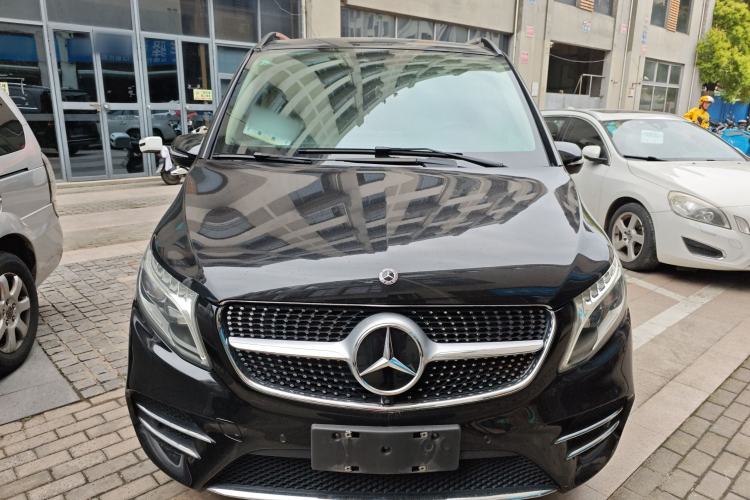 Used Mercedes-Benz V-Class 2020 V 260 L Long-wheelbase Luxury Edition Front