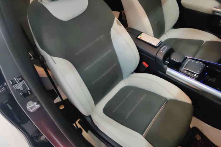 Used Mercedes-Benz EQA 2022 EQA 300 4MATIC Launch Edition
