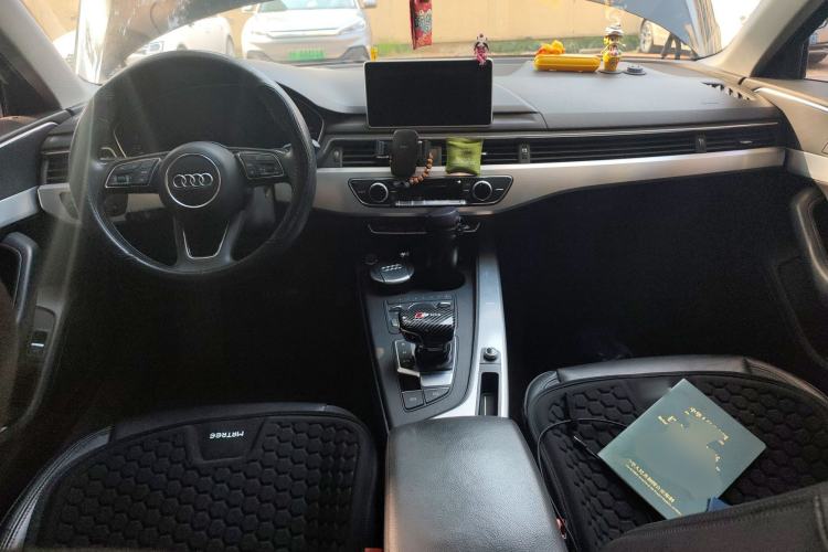 Used Audi A4L 2019 40 TFSI Fashion Edition China VI Emission Standard