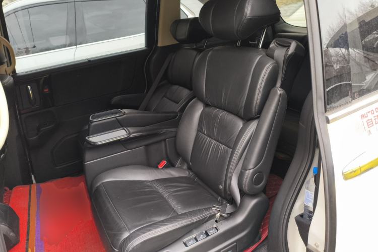 Used Honda Odyssey 2018 2.4L Supreme Edition Left Rear Seat