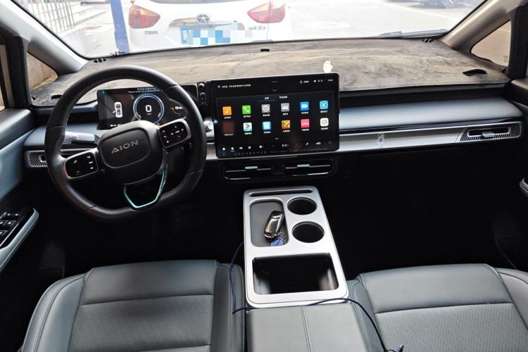 Used AION Y 2023 Younger Star Edition