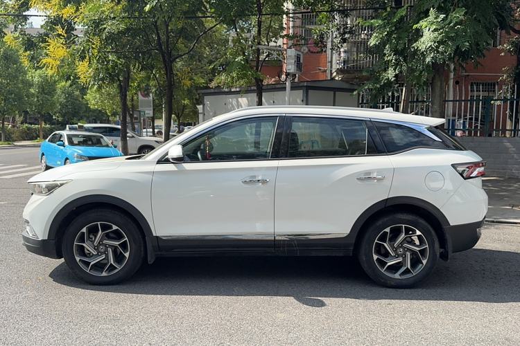 Used Dongfeng Aeolus AX7 2020 1.6T Automatic AI Pioneer Model China VI Standard