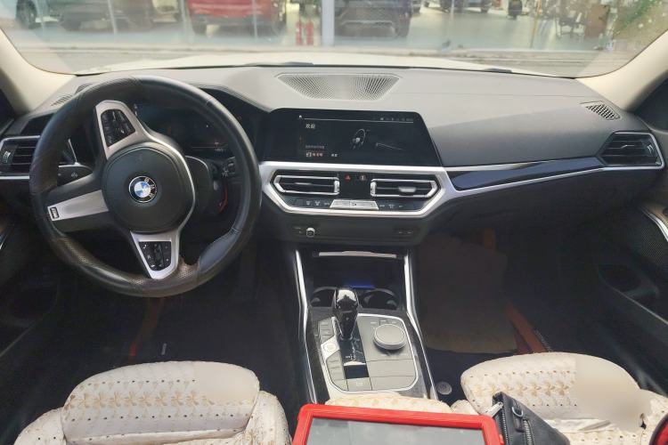 Used BMW 3 Series 2022 325Li M Sport Package Center Console