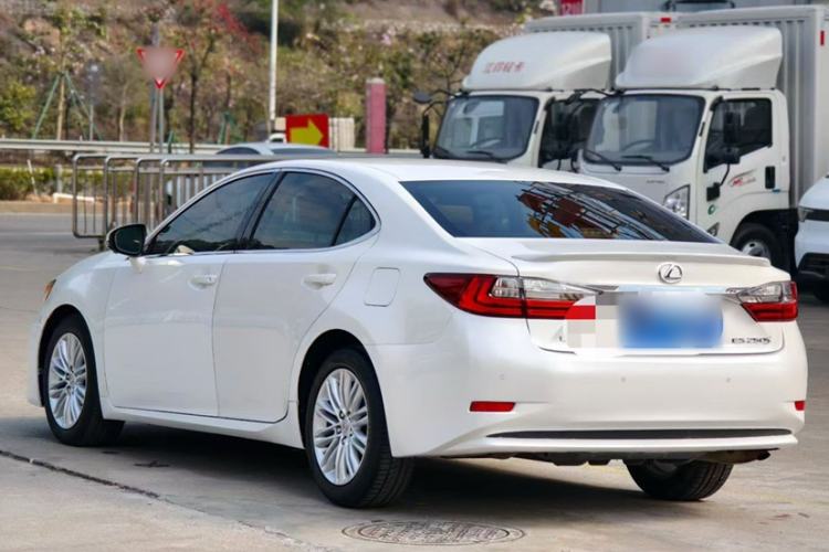 Used Lexus ES 2015 200 Elite Edition
