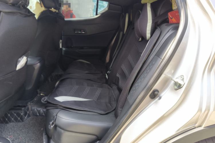 Used Toyota IZOA 2018 2.0L Yichi Edition China V Standard