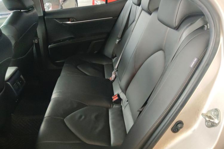 Used Toyota Camry 2019 Revised Version 2.0G Luxury Edition Left Rear Seat