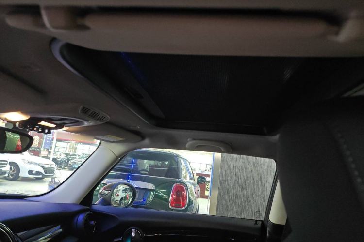 Used MINI MINI 2019 1.5T COOPER Classic Edition