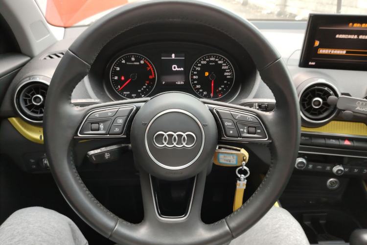 Used Audi Q2L 2018 35 TFSI Fashion Dynamic Version China V Emission Standard Steering Wheel