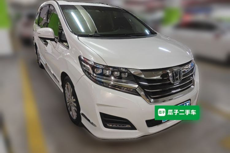 Used Honda Elysion 2016 2.4L Supreme Edition Front Right 45 Deg